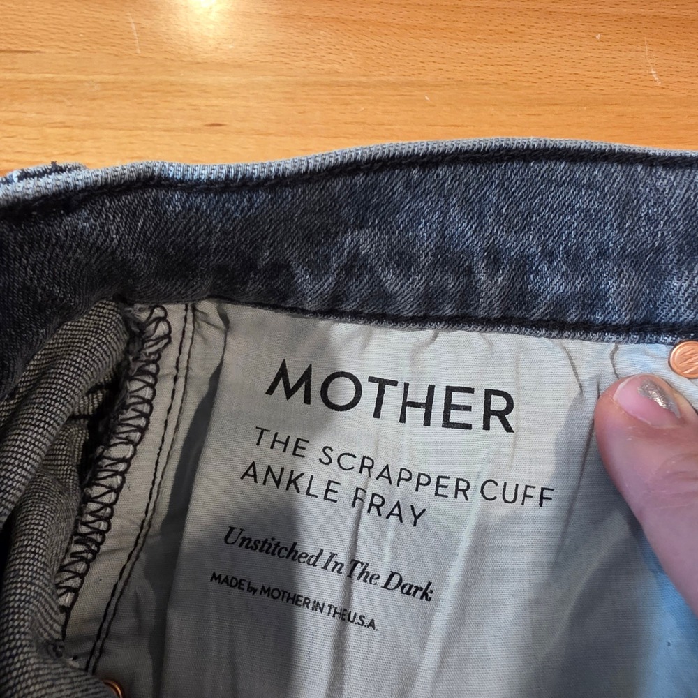 Mother The Scrapper Cuff Ankle Fray Jeans Unstitched in the Dark Button Fly 25 - Picture 10 of 14